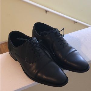 Real leather almost new black oxfords size 7.5